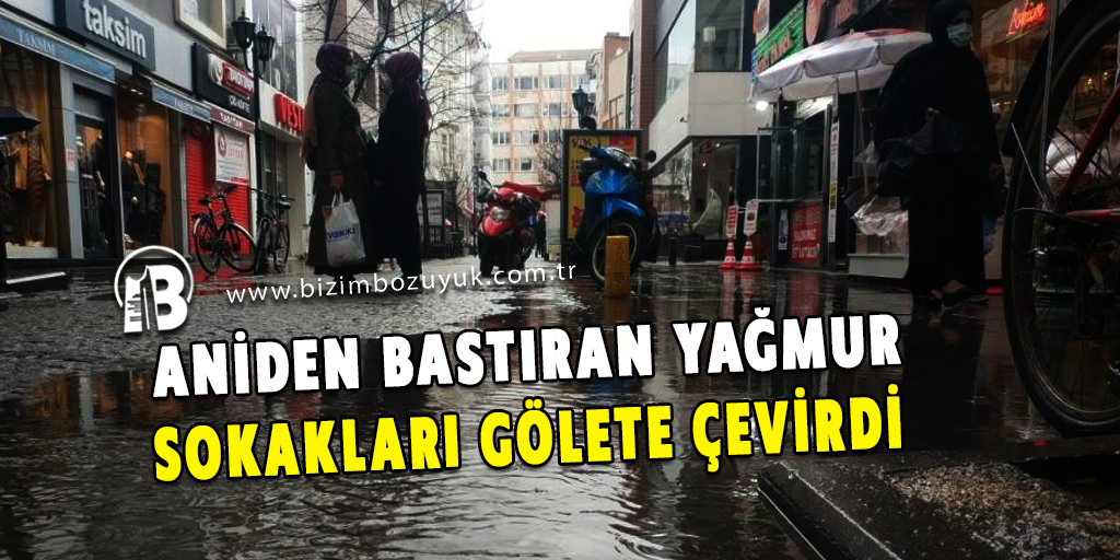 Eskişehir’de aniden bastıran yağmur sokakları gölete çevirdi